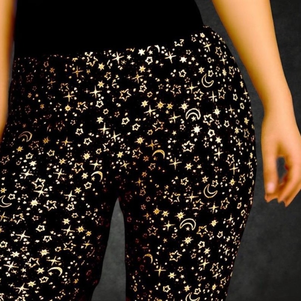 TORRID Shiny Gold Celestial Stars & Moons Premium Leggings NWT Size 3X